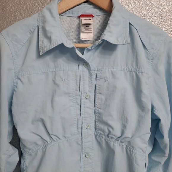 The North Face Baby Blue Blouse/Light Jacket   Size M - Picture 7 of 12